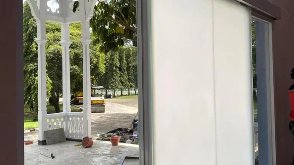 Jasa Pembuatan dan Pemasangan Pintu Kaca & Partisi Kaca